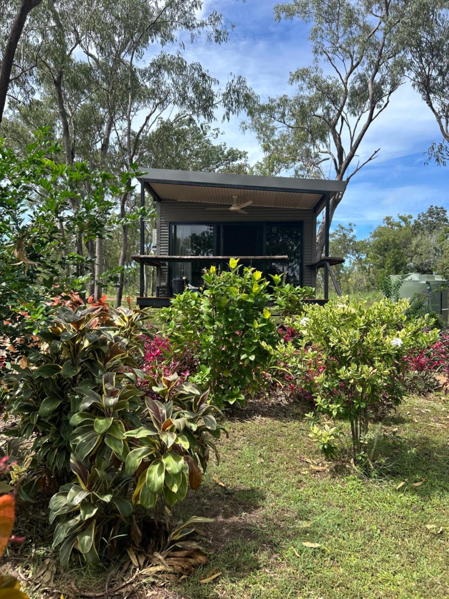 Litchfield Tropical Stay Batchelor Exterior photo
