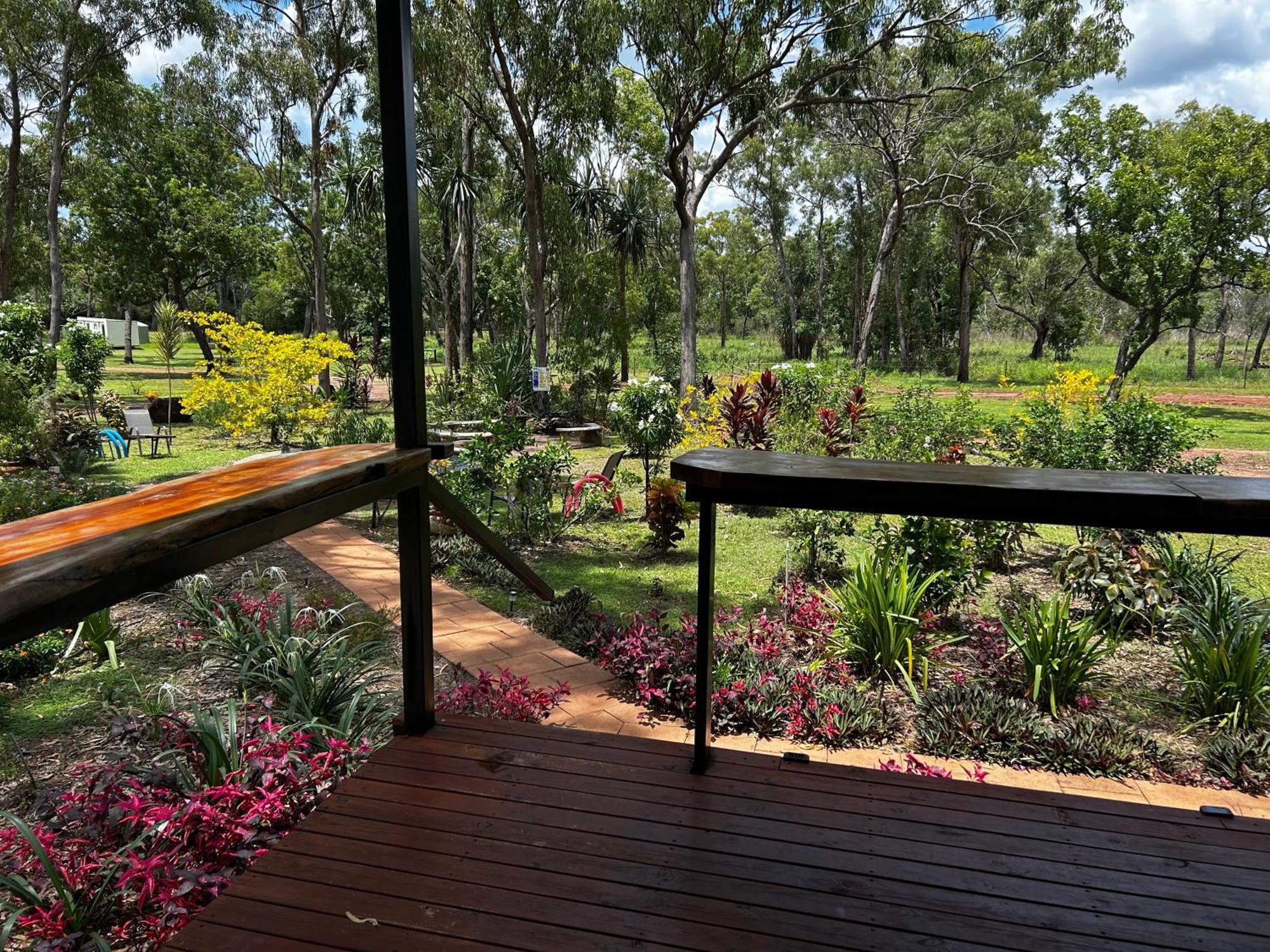 Litchfield Tropical Stay Batchelor Exterior photo
