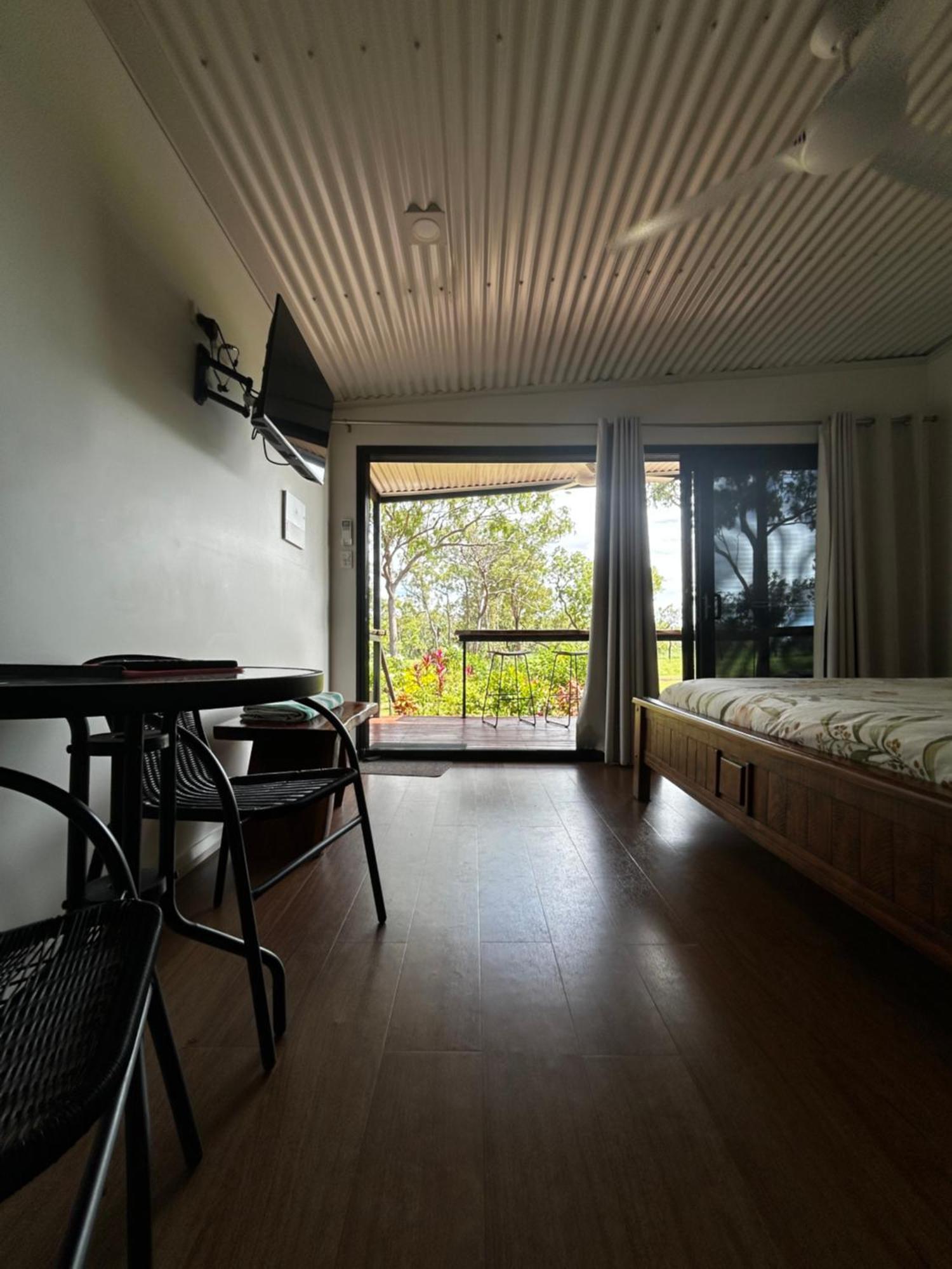 Litchfield Tropical Stay Batchelor Exterior photo