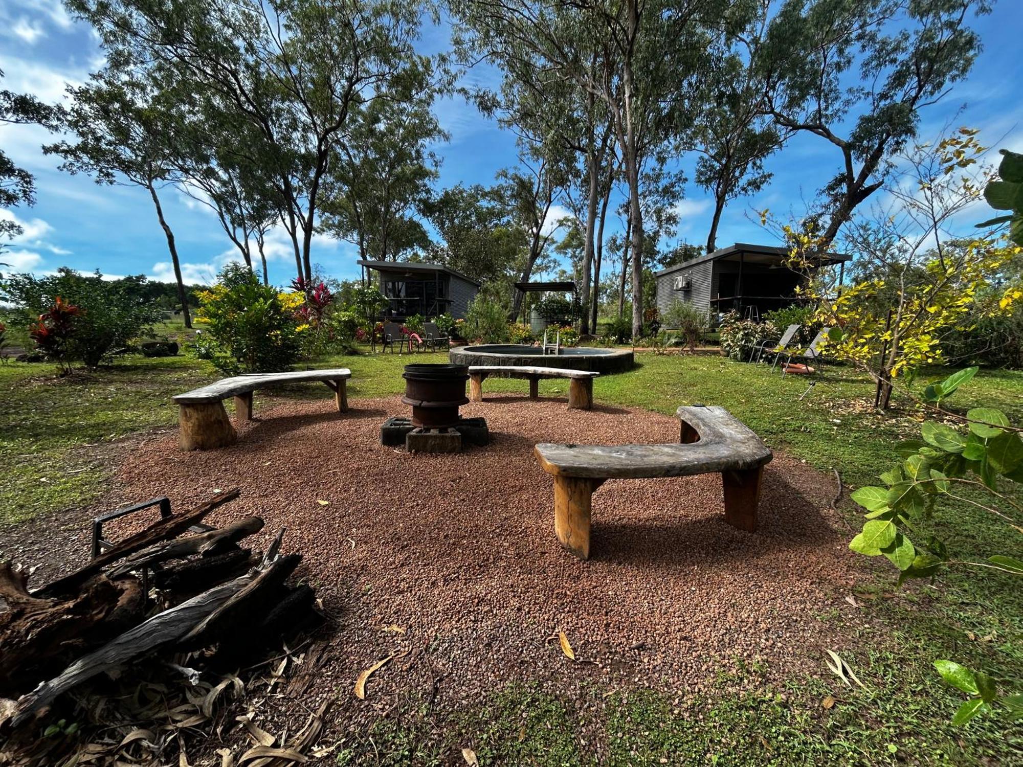 Litchfield Tropical Stay Batchelor Exterior photo